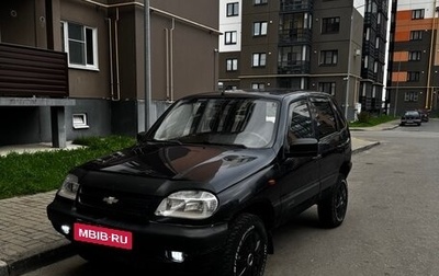 Chevrolet Niva I рестайлинг, 2005 год, 195 000 рублей, 1 фотография