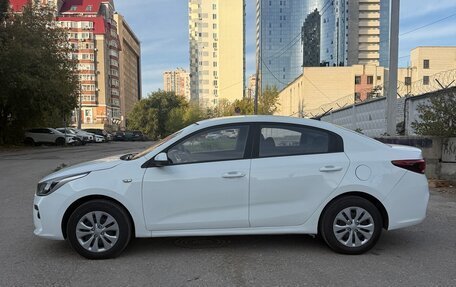 KIA Rio IV, 2018 год, 765 000 рублей, 2 фотография
