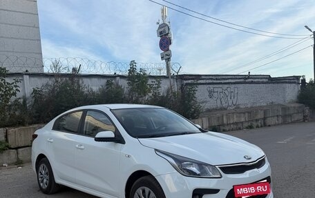 KIA Rio IV, 2018 год, 765 000 рублей, 7 фотография
