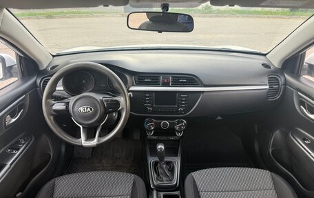 KIA Rio IV, 2018 год, 765 000 рублей, 13 фотография