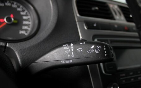 Volkswagen Polo VI (EU Market), 2017 год, 930 000 рублей, 13 фотография
