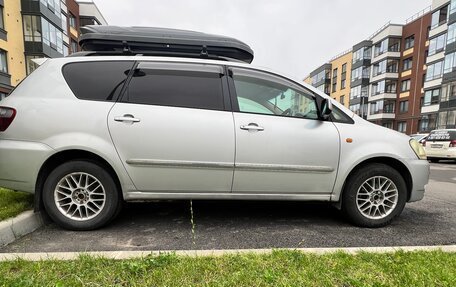 Toyota Ipsum II, 2001 год, 700 000 рублей, 6 фотография