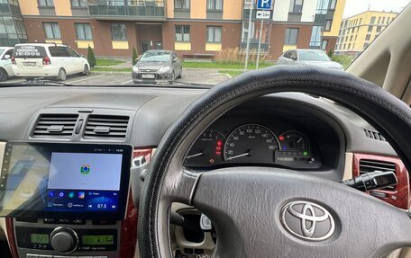 Toyota Ipsum II, 2001 год, 700 000 рублей, 9 фотография