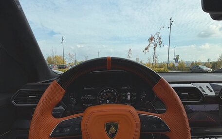 Lamborghini Urus I, 2021 год, 30 000 000 рублей, 11 фотография