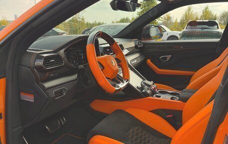 Lamborghini Urus I, 2021 год, 30 000 000 рублей, 6 фотография