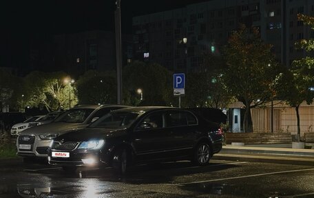 Skoda Superb III рестайлинг, 2014 год, 2 100 000 рублей, 3 фотография