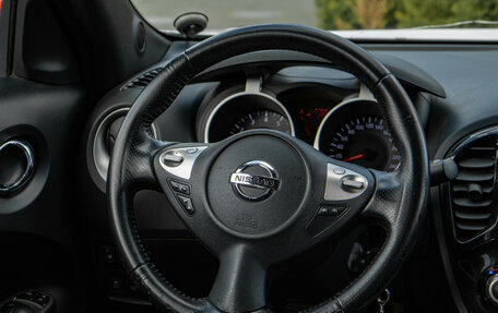 Nissan Juke II, 2011 год, 948 000 рублей, 11 фотография