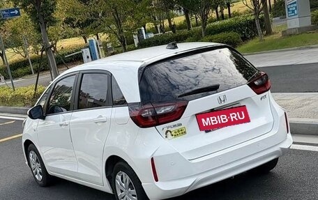 Honda Fit, 2022 год, 945 000 рублей, 6 фотография