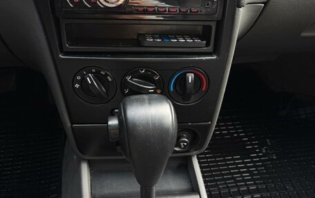 KIA Spectra II (LD), 2008 год, 300 000 рублей, 14 фотография