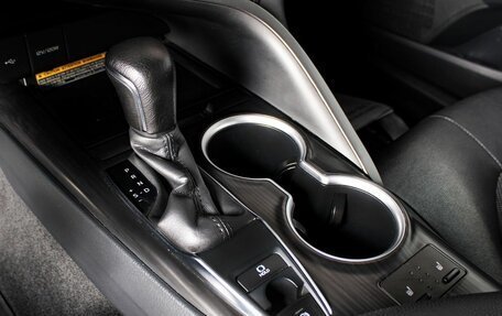 Toyota Camry, 2022 год, 3 099 000 рублей, 11 фотография