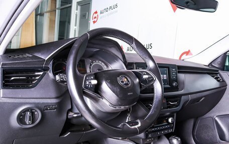 Skoda Rapid II, 2022 год, 1 350 000 рублей, 7 фотография