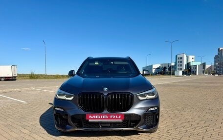 BMW X5, 2019 год, 5 990 000 рублей, 2 фотография