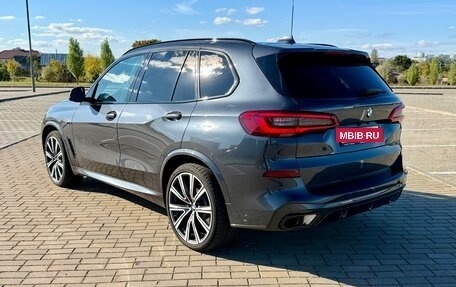 BMW X5, 2019 год, 5 990 000 рублей, 4 фотография