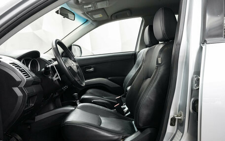 Mitsubishi Outlander III рестайлинг 3, 2010 год, 1 215 000 рублей, 6 фотография