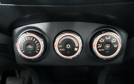Mitsubishi Outlander III рестайлинг 3, 2010 год, 1 215 000 рублей, 9 фотография
