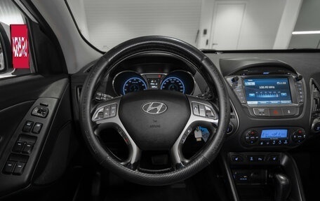 Hyundai ix35 I рестайлинг, 2015 год, 1 170 000 рублей, 16 фотография