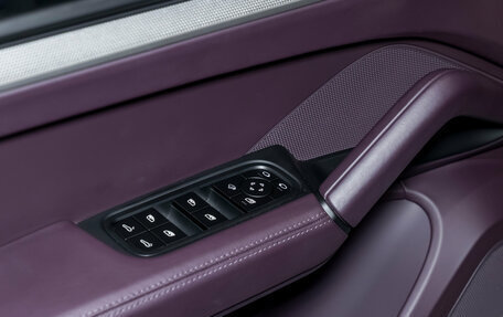 Porsche Cayenne III, 2025 год, 16 000 000 рублей, 25 фотография