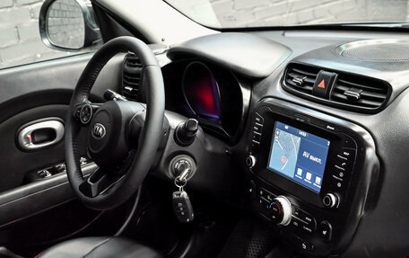 KIA Soul II рестайлинг, 2018 год, 1 400 000 рублей, 17 фотография