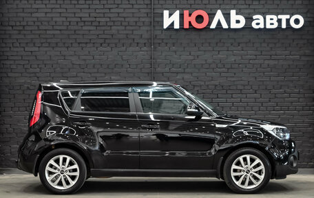 KIA Soul II рестайлинг, 2018 год, 1 400 000 рублей, 10 фотография