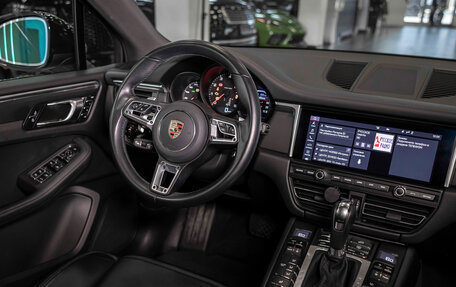 Porsche Macan I рестайлинг, 2021 год, 5 999 999 рублей, 26 фотография