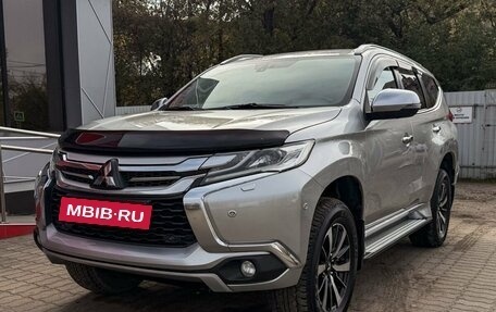 Mitsubishi Pajero Sport III рестайлинг, 2017 год, 2 049 000 рублей, 4 фотография