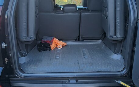 Toyota Land Cruiser Prado 120 рестайлинг, 2007 год, 1 750 000 рублей, 11 фотография