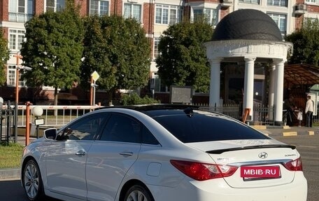 Hyundai Sonata VI, 2011 год, 1 270 000 рублей, 2 фотография