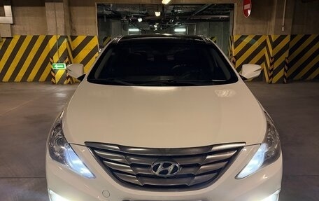 Hyundai Sonata VI, 2011 год, 1 270 000 рублей, 10 фотография