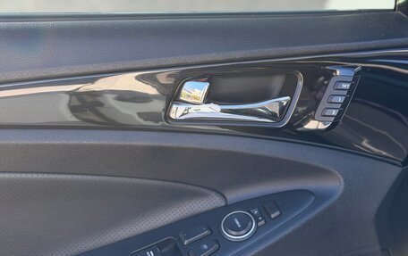 Hyundai Sonata VI, 2011 год, 1 270 000 рублей, 22 фотография