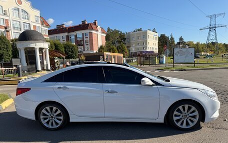 Hyundai Sonata VI, 2011 год, 1 270 000 рублей, 30 фотография