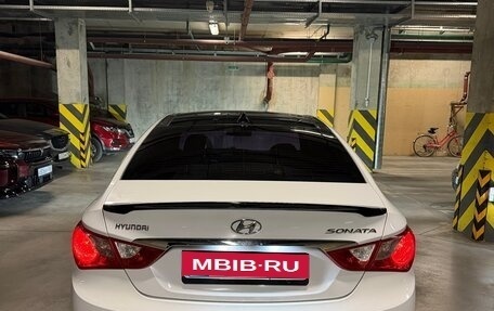 Hyundai Sonata VI, 2011 год, 1 270 000 рублей, 31 фотография