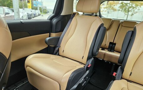 KIA Carnival, 2020 год, 3 850 000 рублей, 30 фотография