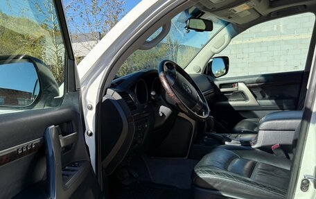 Toyota Land Cruiser 200, 2011 год, 3 150 000 рублей, 6 фотография