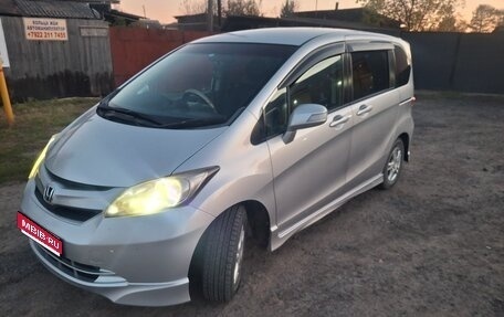 Honda Freed I, 2010 год, 1 000 000 рублей, 1 фотография