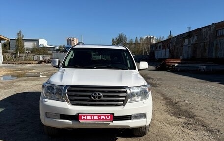 Toyota Land Cruiser 200, 2011 год, 3 150 000 рублей, 1 фотография