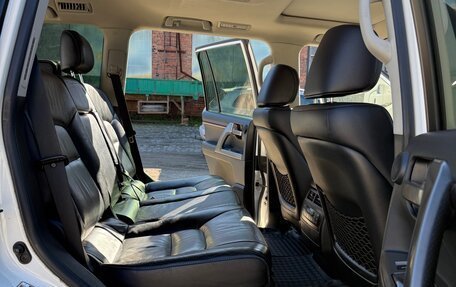Toyota Land Cruiser 200, 2011 год, 3 150 000 рублей, 9 фотография