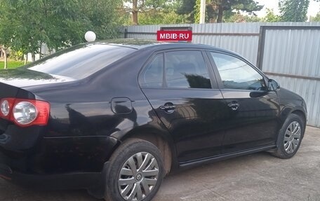 Volkswagen Jetta VI, 2007 год, 470 000 рублей, 2 фотография