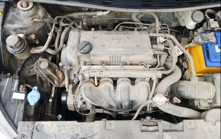 Hyundai Solaris II рестайлинг, 2012 год, 810 000 рублей, 4 фотография