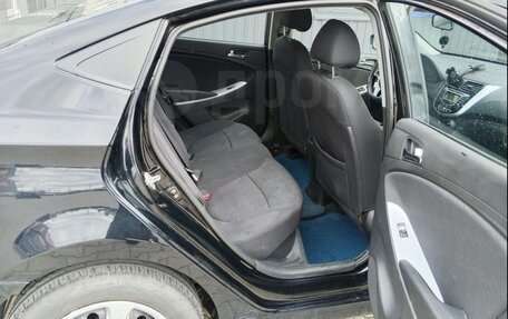 Hyundai Solaris II рестайлинг, 2012 год, 810 000 рублей, 11 фотография
