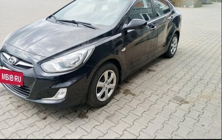 Hyundai Solaris II рестайлинг, 2012 год, 810 000 рублей, 16 фотография