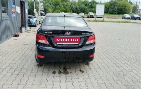 Hyundai Solaris II рестайлинг, 2012 год, 810 000 рублей, 14 фотография
