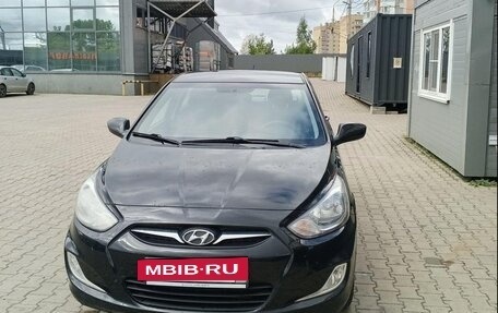 Hyundai Solaris II рестайлинг, 2012 год, 810 000 рублей, 17 фотография