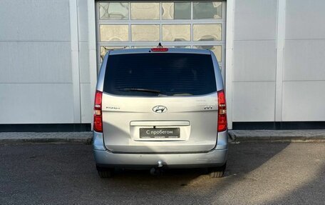Hyundai H-1 II рестайлинг, 2018 год, 3 000 000 рублей, 4 фотография