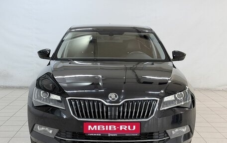 Skoda Superb III рестайлинг, 2016 год, 1 600 000 рублей, 3 фотография