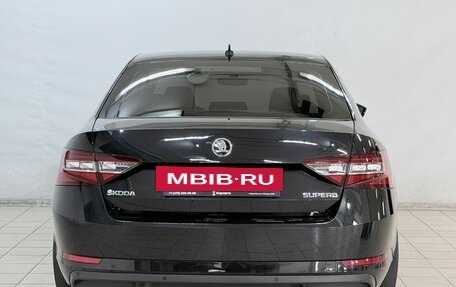 Skoda Superb III рестайлинг, 2016 год, 1 600 000 рублей, 6 фотография