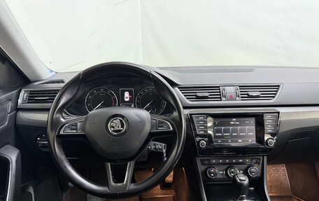 Skoda Superb III рестайлинг, 2016 год, 1 600 000 рублей, 16 фотография