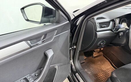 Skoda Superb III рестайлинг, 2016 год, 1 600 000 рублей, 17 фотография