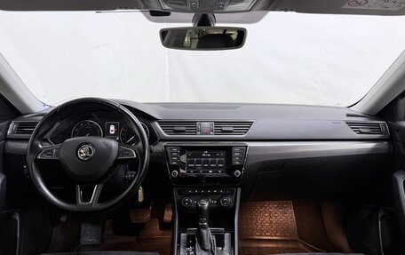 Skoda Superb III рестайлинг, 2016 год, 1 600 000 рублей, 11 фотография