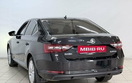 Skoda Superb III рестайлинг, 2016 год, 1 600 000 рублей, 5 фотография