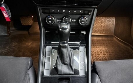 Skoda Superb III рестайлинг, 2016 год, 1 600 000 рублей, 14 фотография
